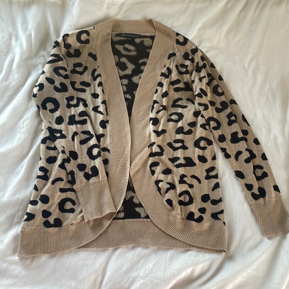 no stains or rips, soft